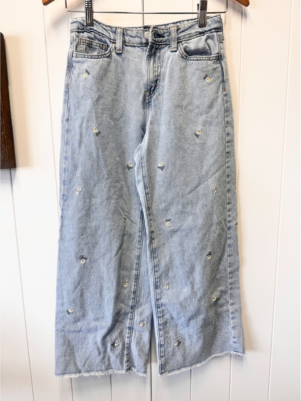 Gap light wash embellished wide leg jeans